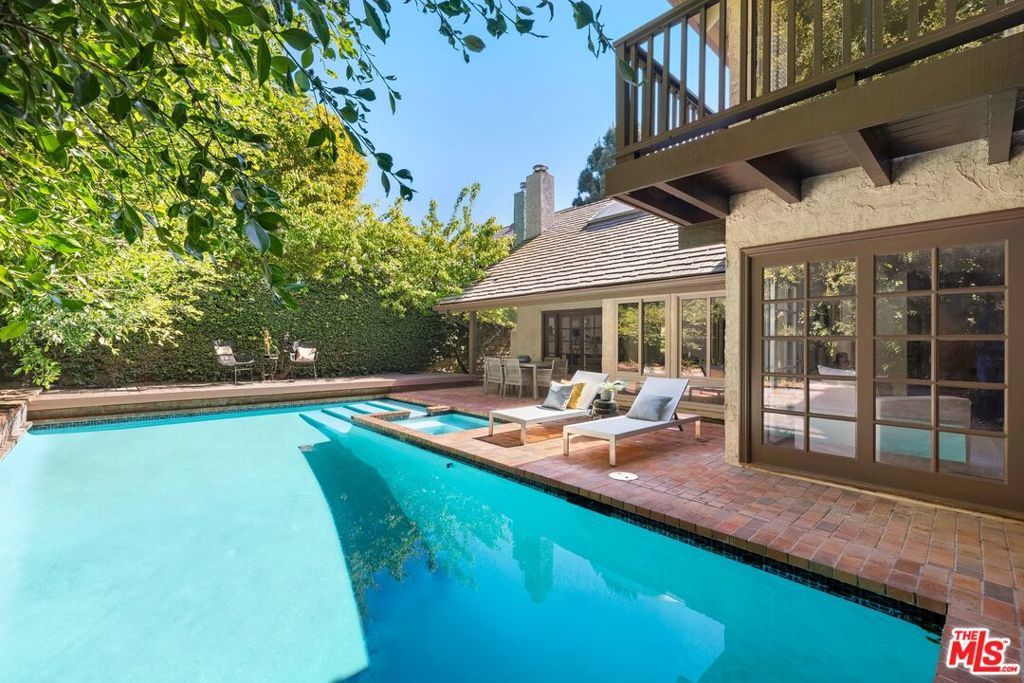 Photo of Listing #25510411