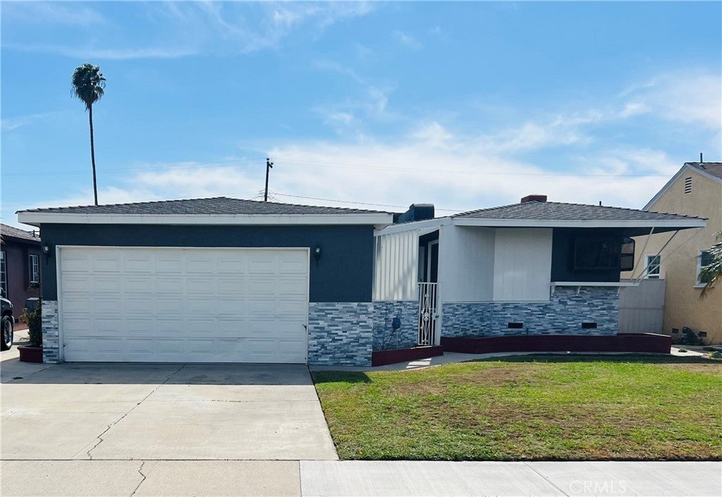 Photo of Listing #PW25056344