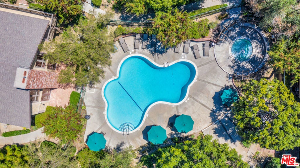 Photo of Listing #25511840