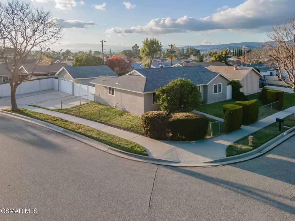 Photo of Listing #225001273