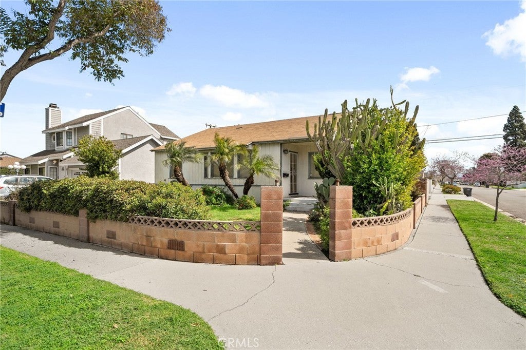 Photo of Listing #PW25056796