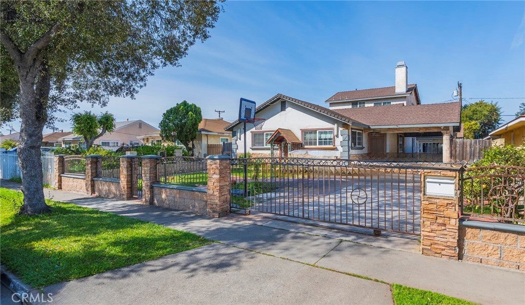 Photo of Listing #OC25056581