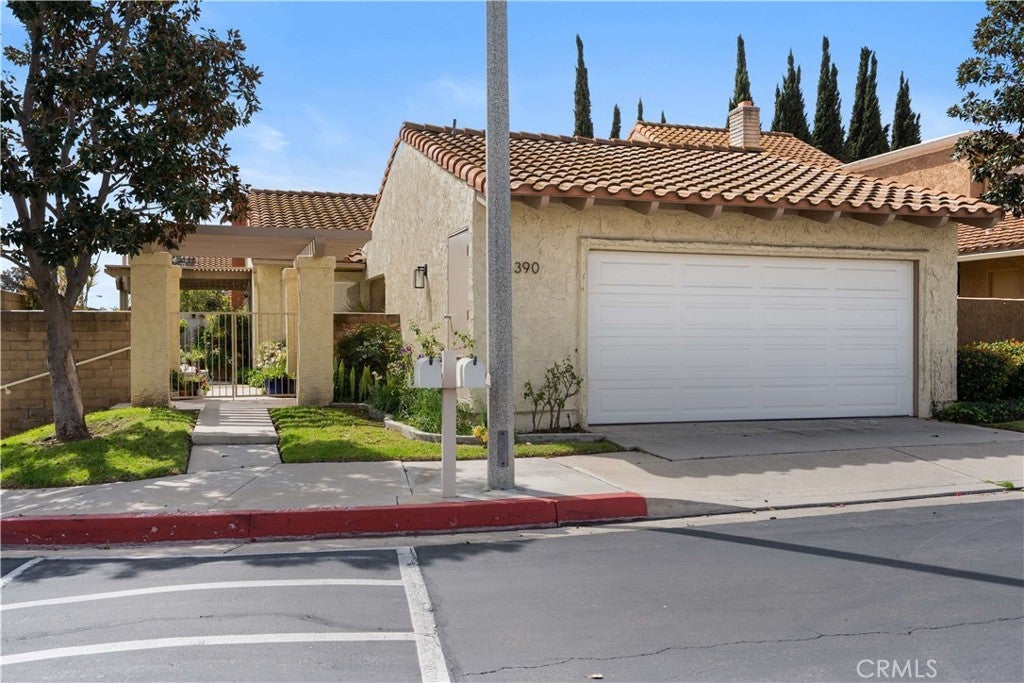 Photo of Listing #PW25055682