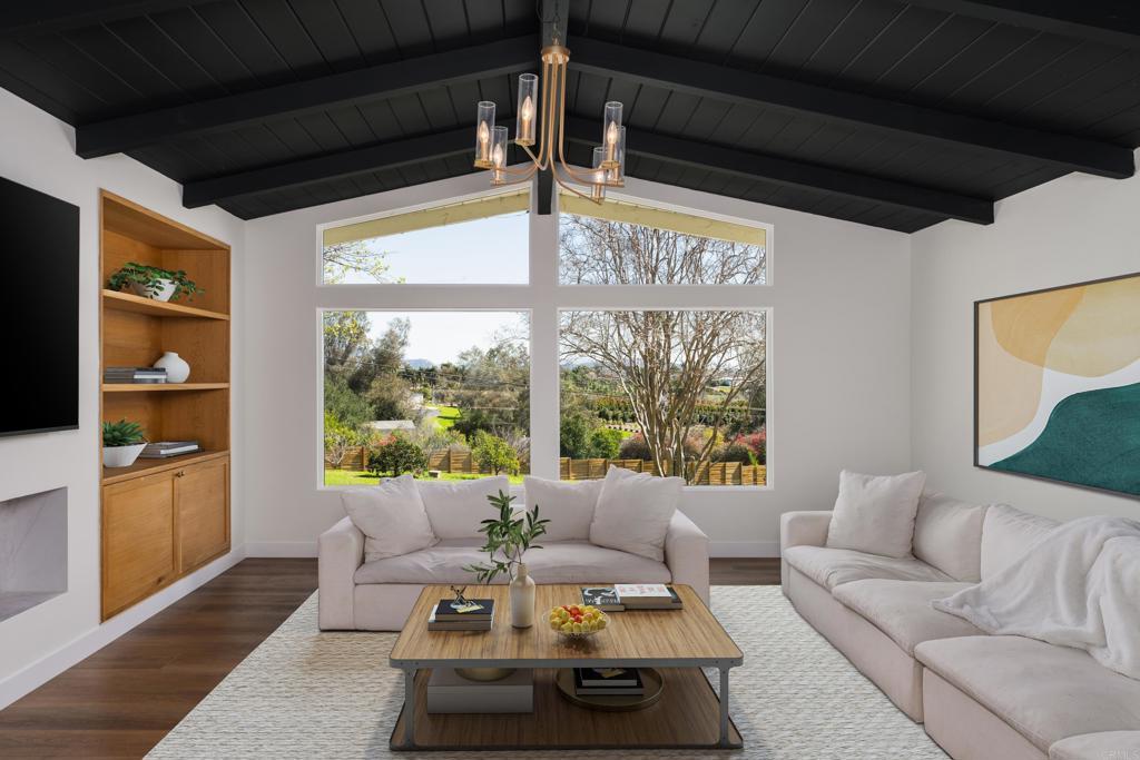 Photo of Listing #PTP2501878