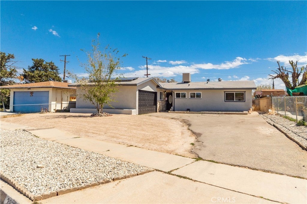 Photo of Listing #SR25057317