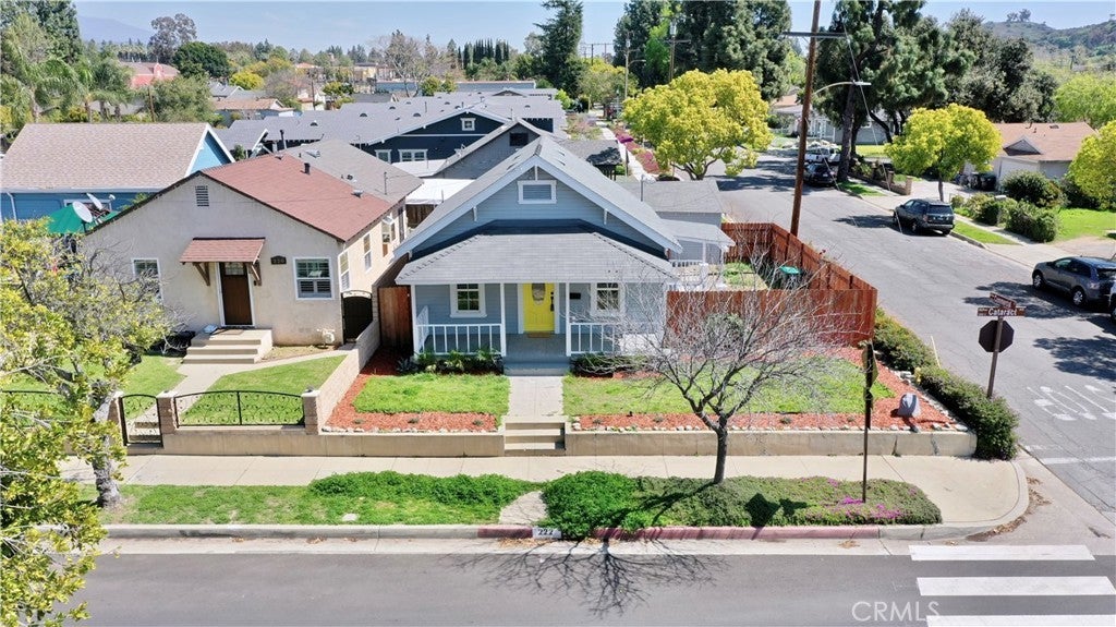 Photo of Listing #SR25057389