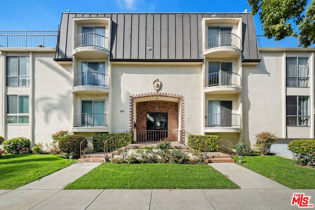 Photo of Listing #25512051