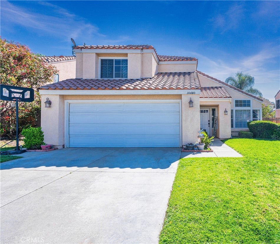 Photo of Listing #IV25057512