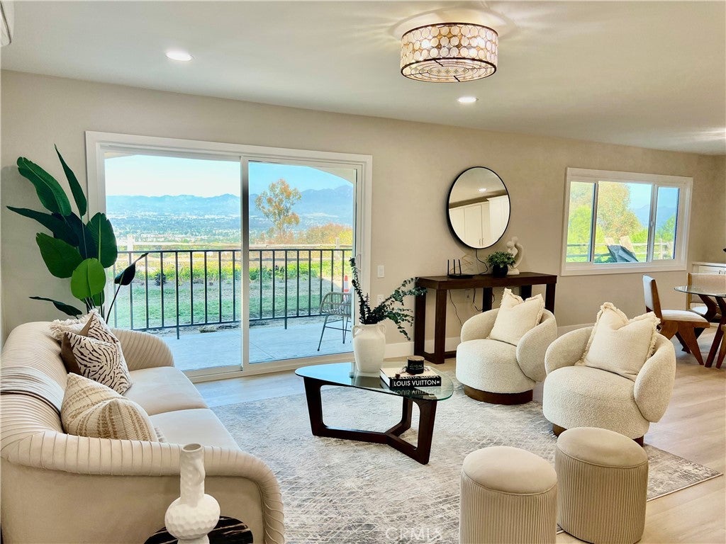 Photo of Listing #OC25051823