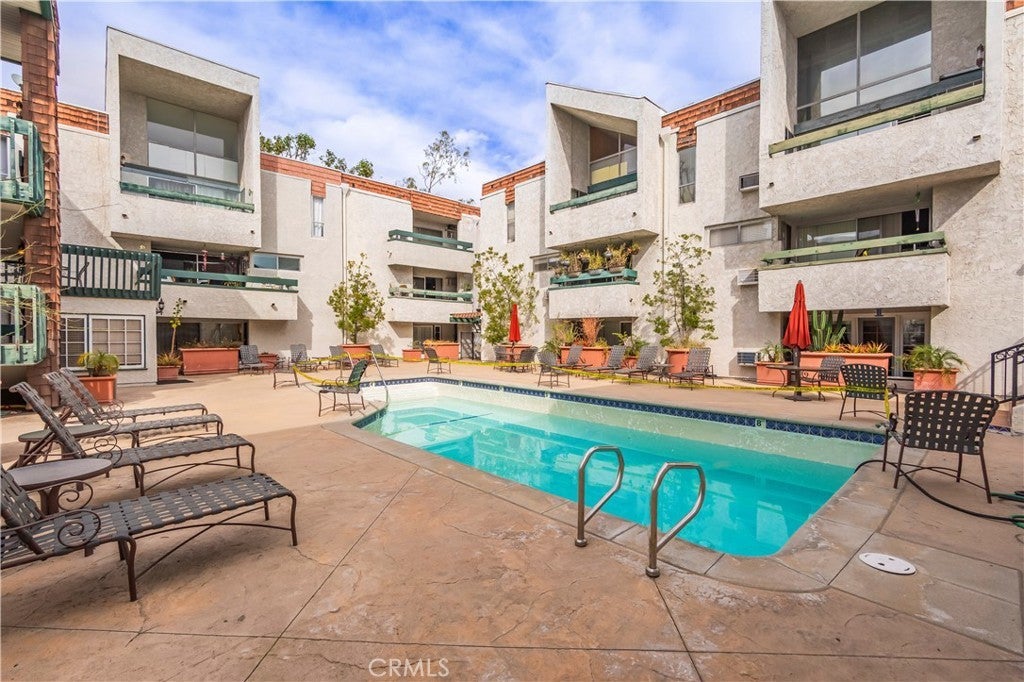 Photo of Listing #PW25048043