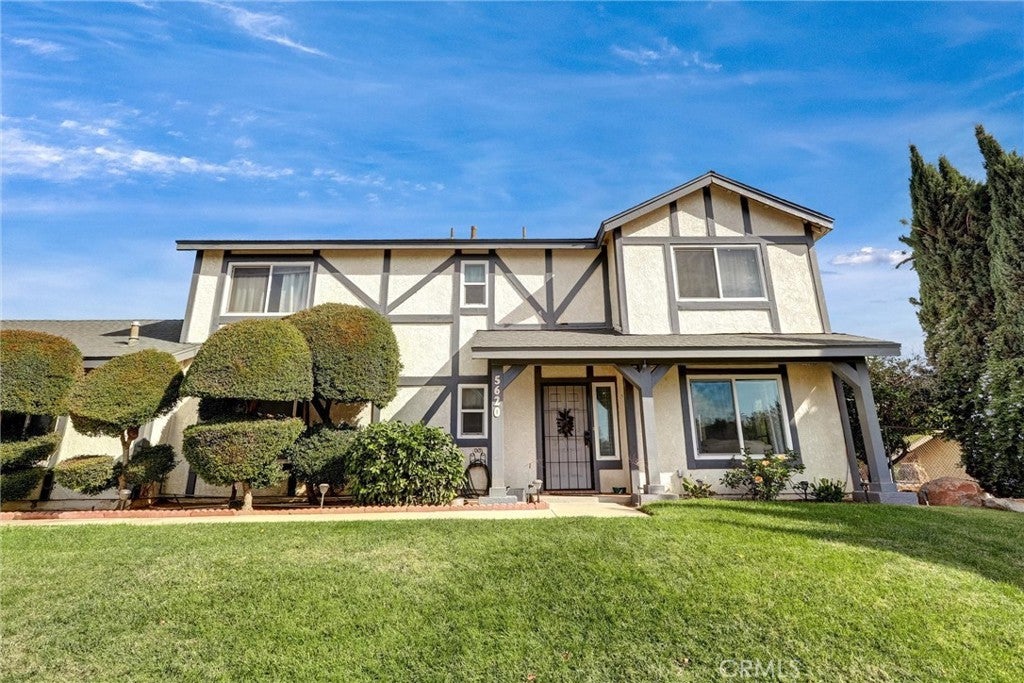 Photo of Listing #IV25056585