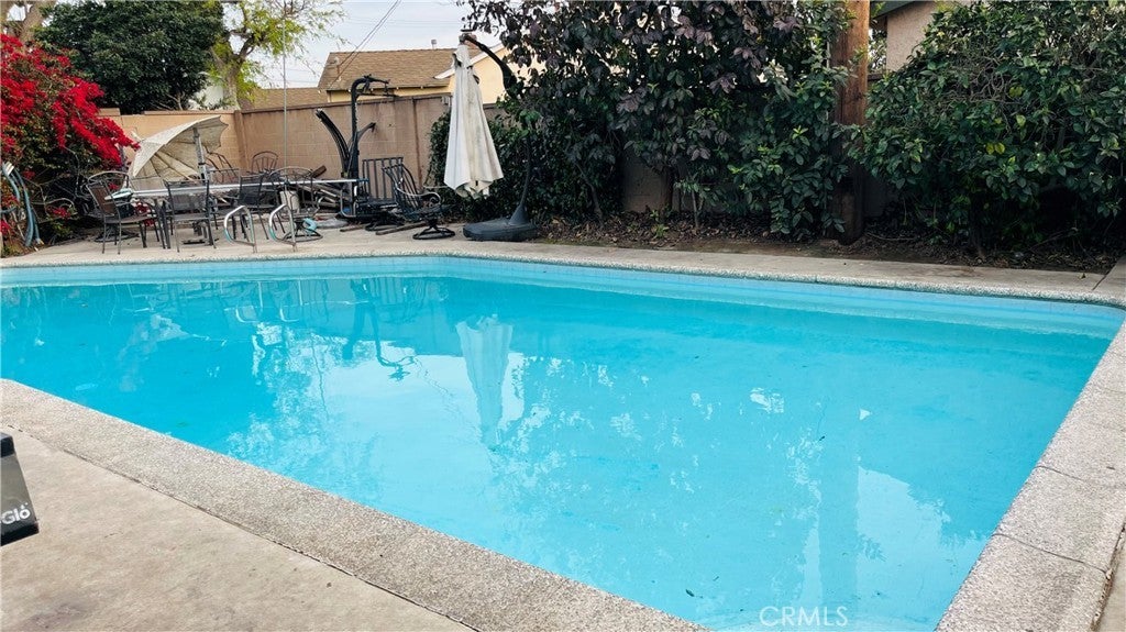 Photo of Listing #OC25057412