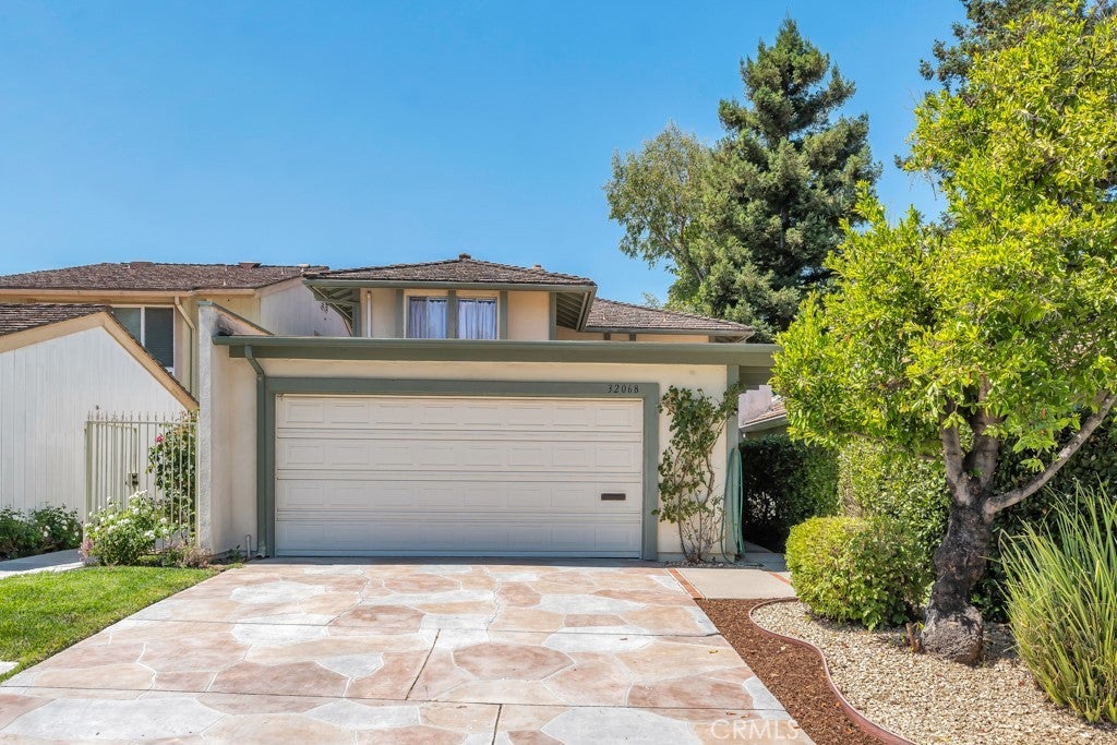 Photo of Listing #SR25056520