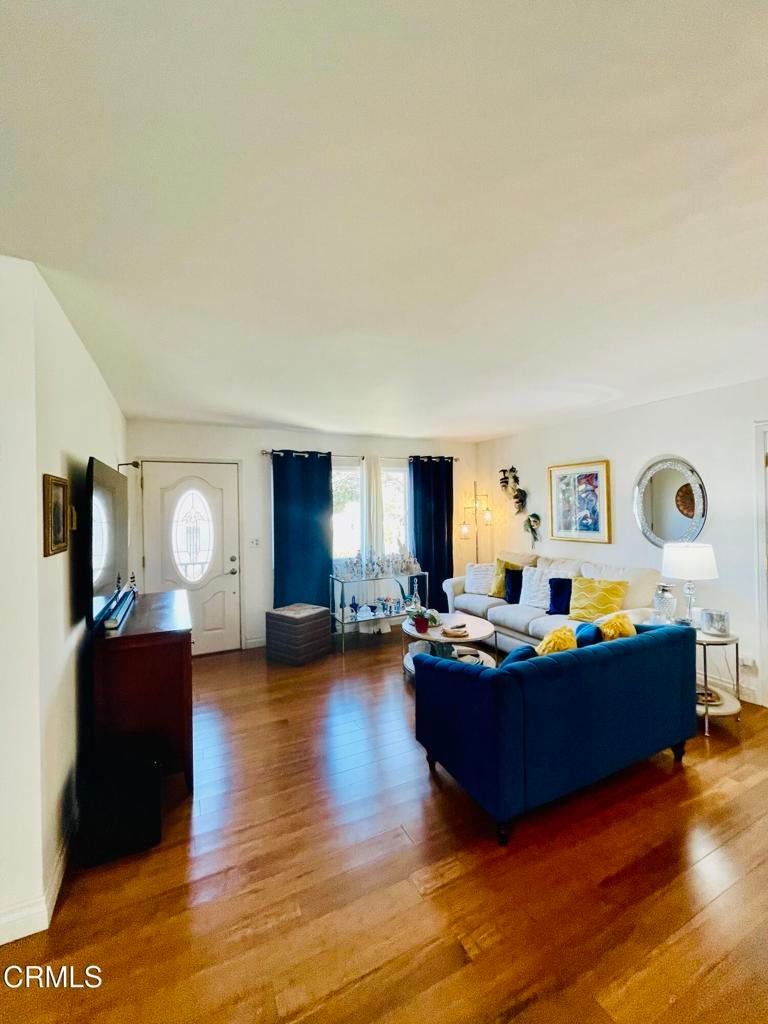 Photo of Listing #V1-28716