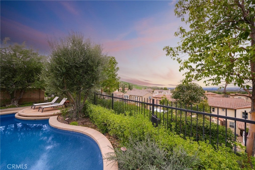 Photo of Listing #WS25058047