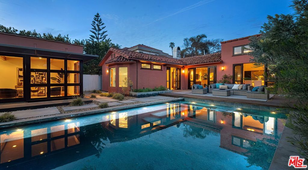 Photo of Listing #25512409