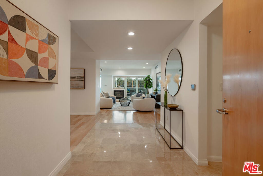 Photo of Listing #25507723