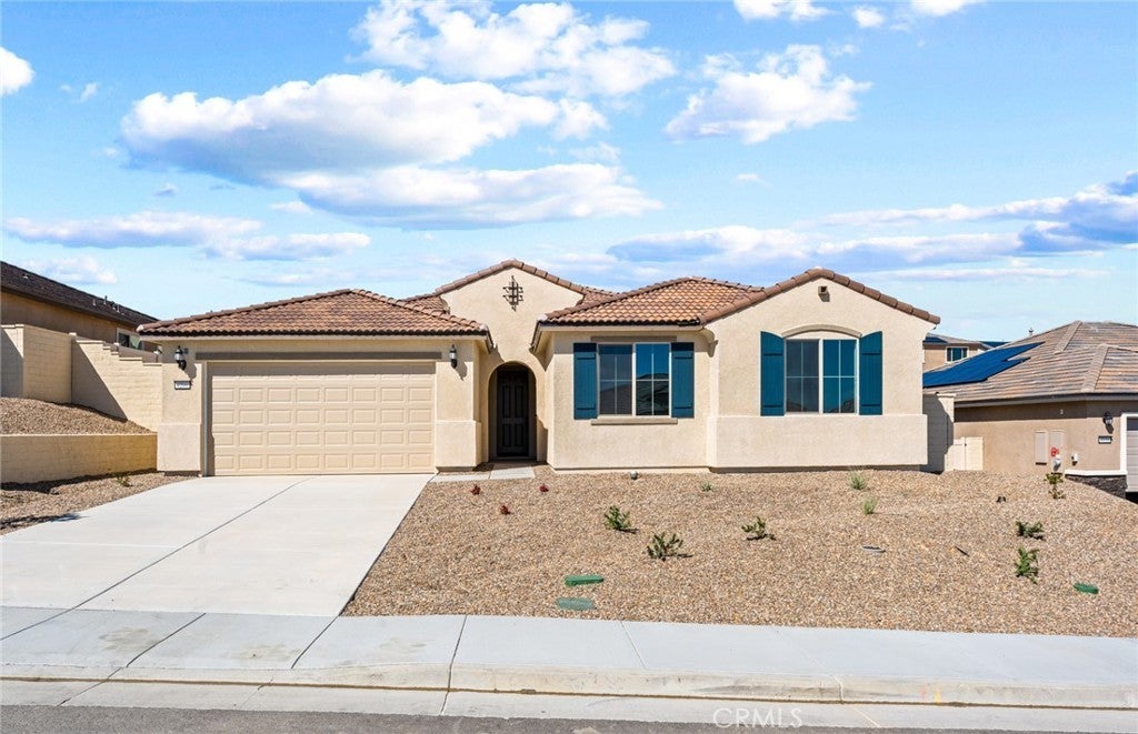 Photo of Listing #IV25058538