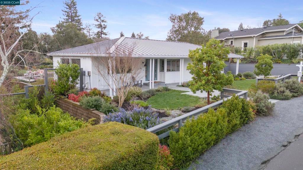 Photo of Listing #41089764