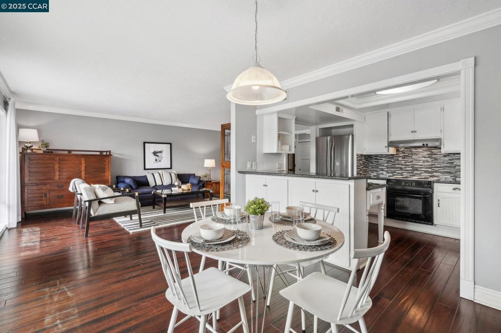 Photo of Listing #41089791