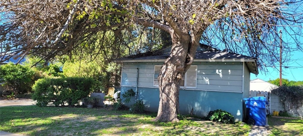 Photo of Listing #SR25052178