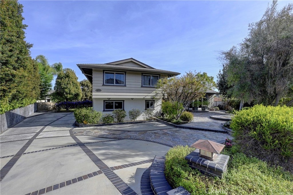 Photo of Listing #PW25056837