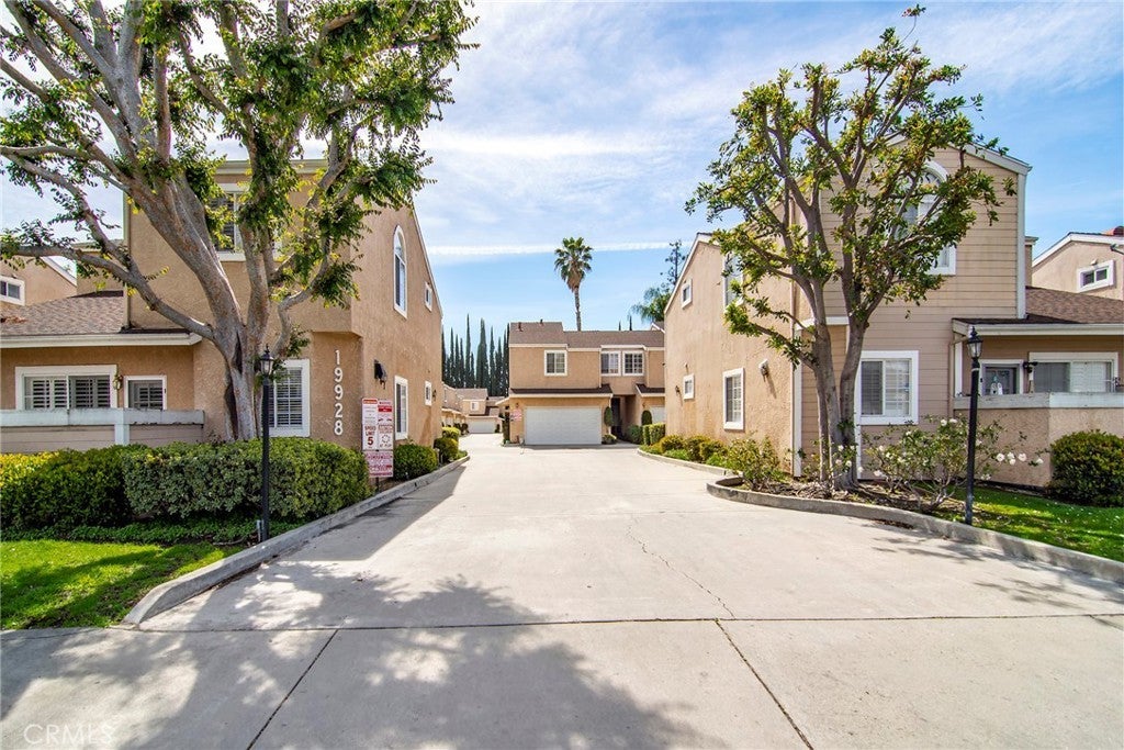 Photo of Listing #SR25058949