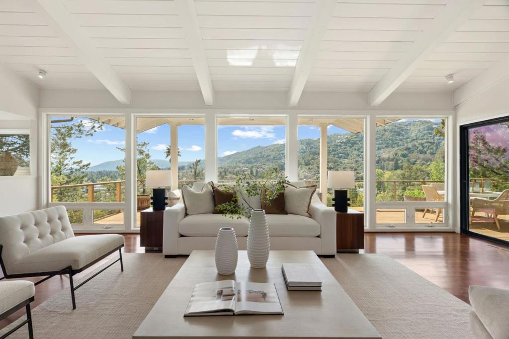 Photo of Listing #ML81998071