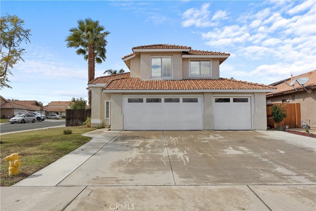 Photo of Listing #IV25059292