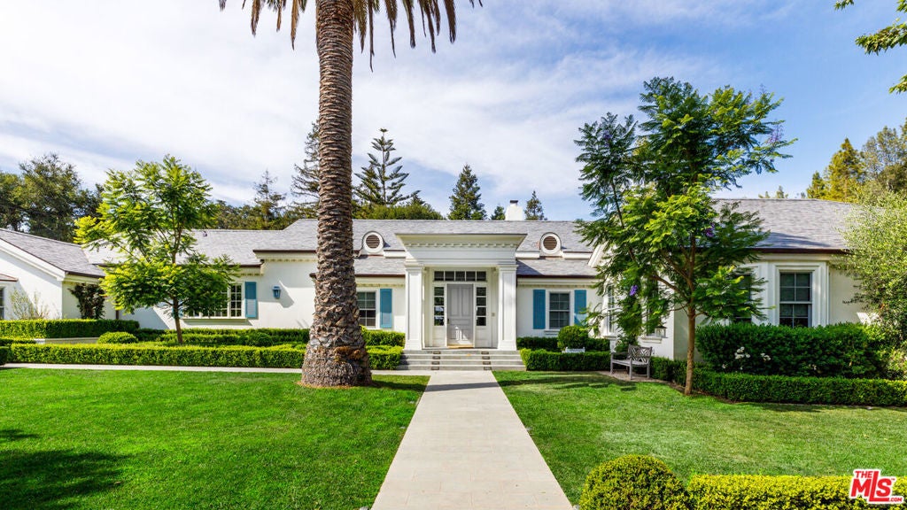 Photo of Listing #25513177