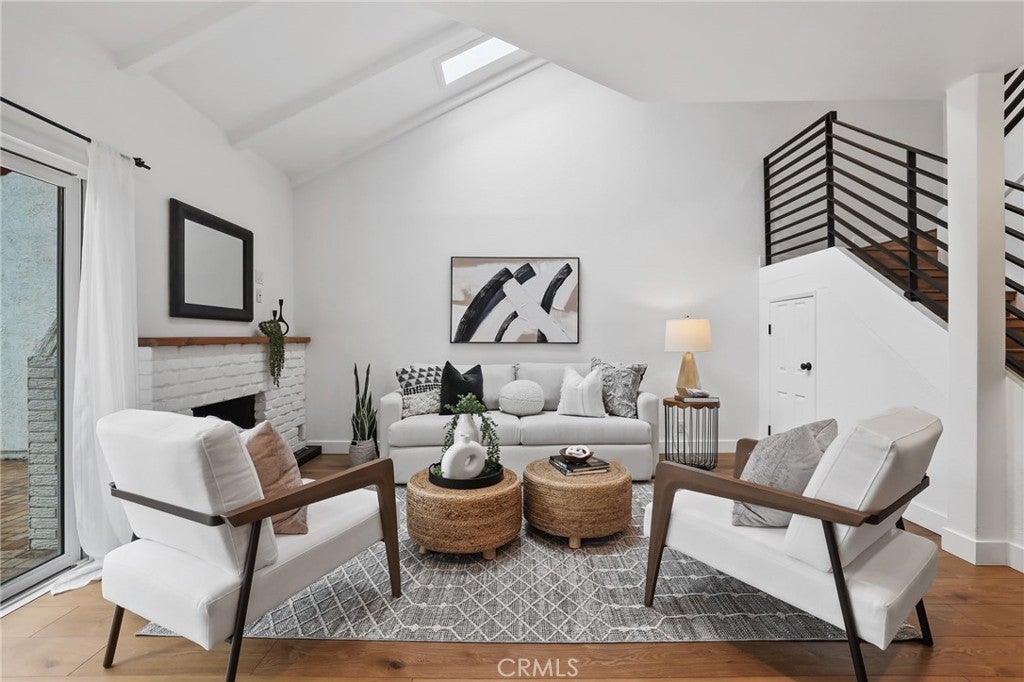 Photo of Listing #OC25057315