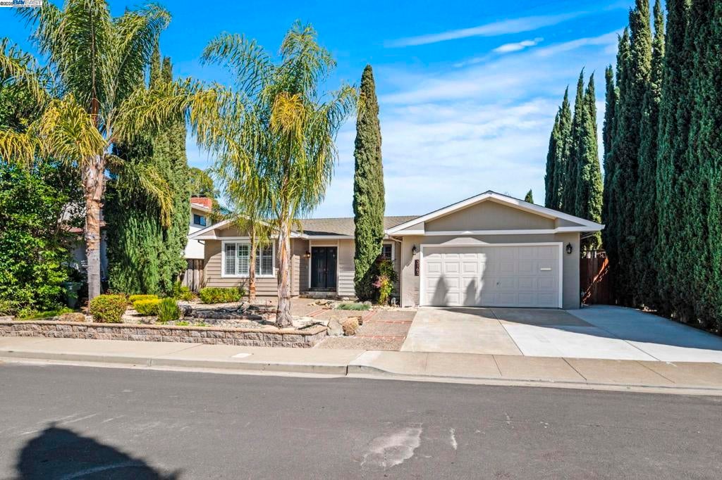 Photo of Listing #41089882