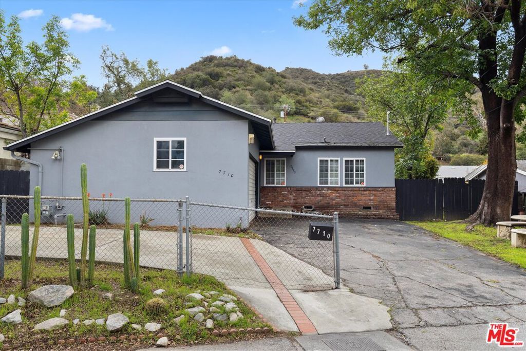 Photo of Listing #25512283