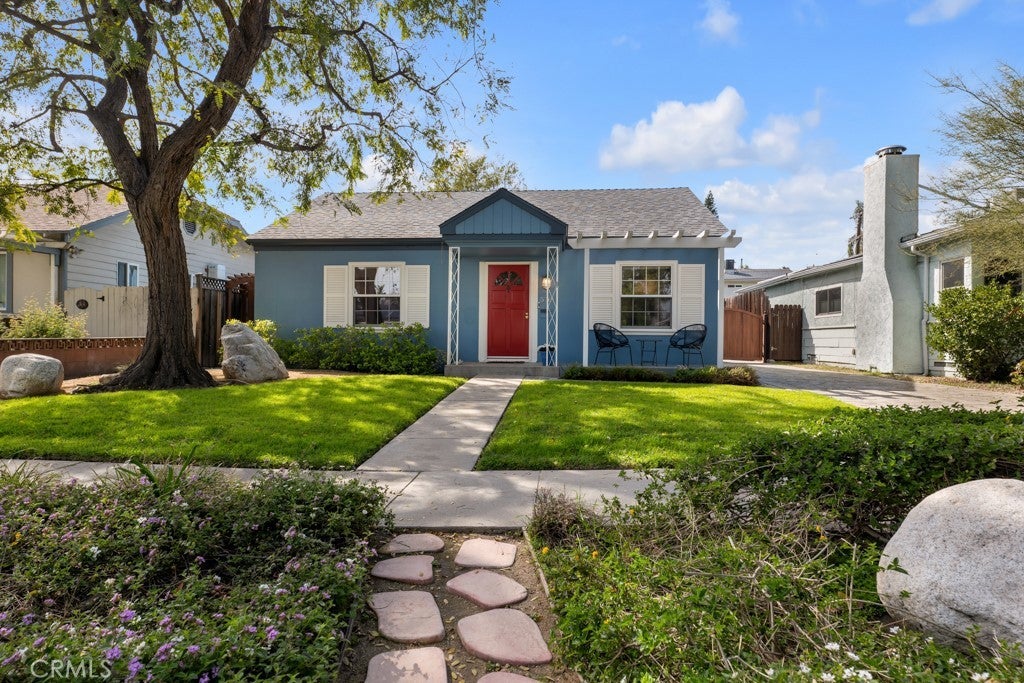 Photo of Listing #SR25059770