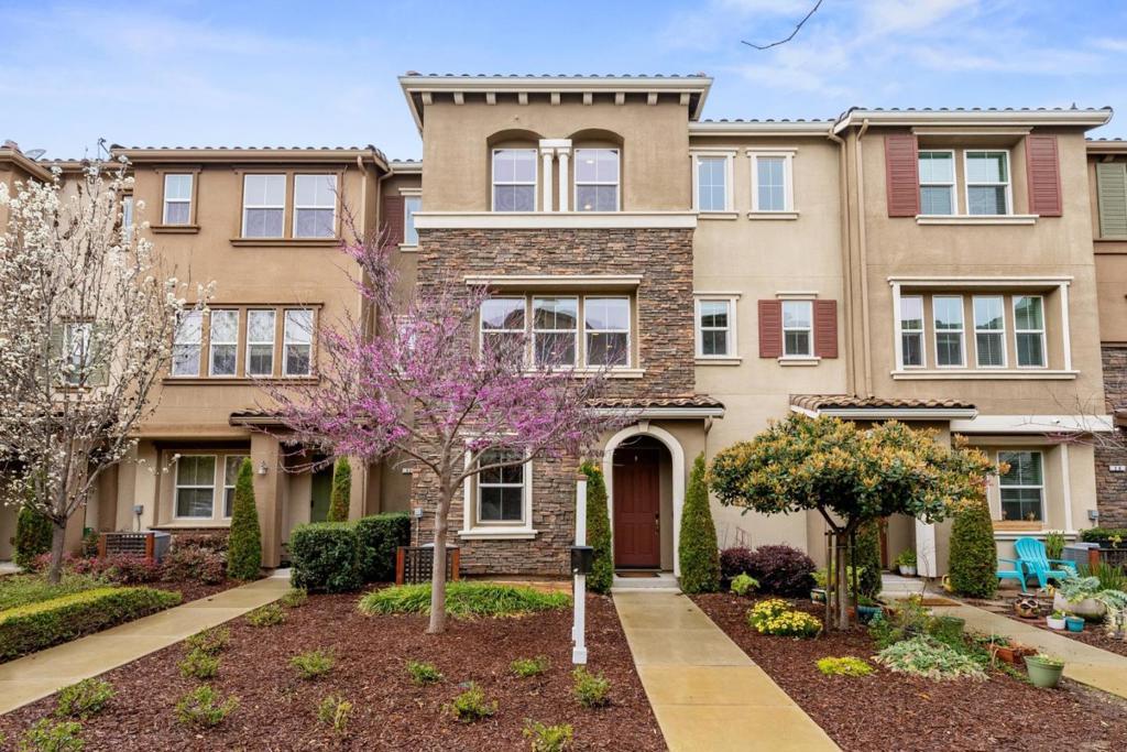 Photo of Listing #ML81996895