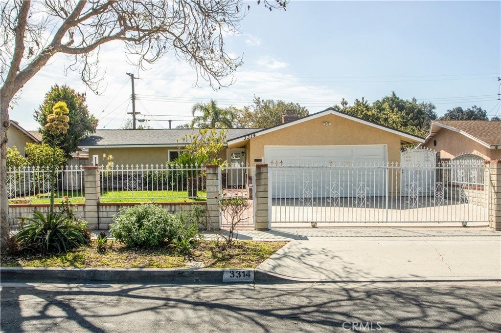 Photo of Listing #OC25058820