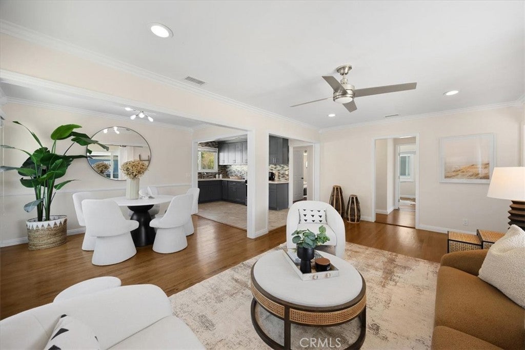 Photo of Listing #PW25059933