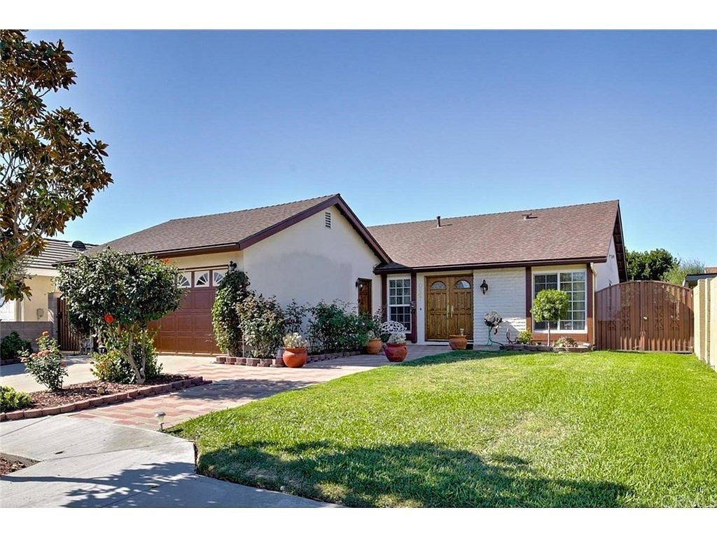 Photo of Listing #RS25059918