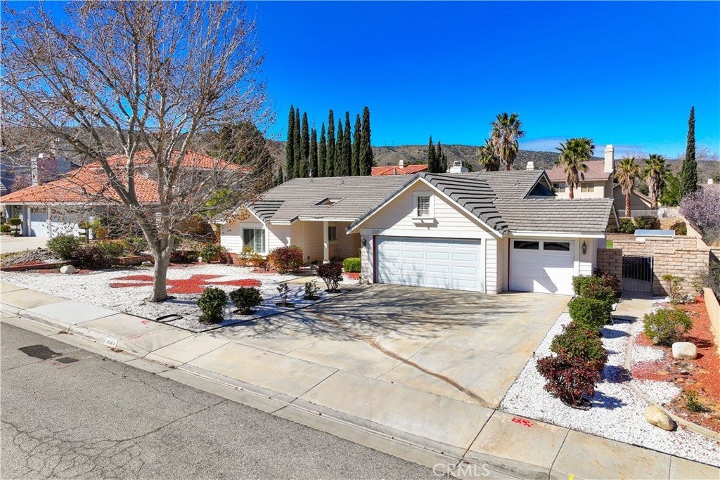 Photo of Listing #SR25060006