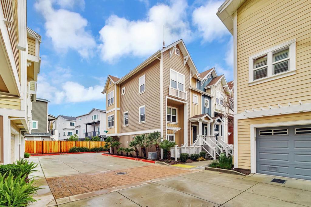 Photo of Listing #ML81998222