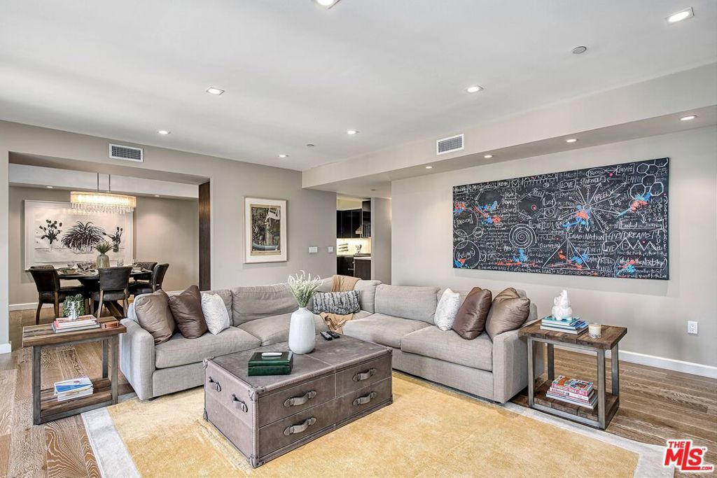 Photo of Listing #25513621