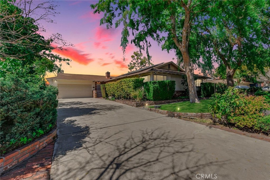 Photo of Listing #CV25060235