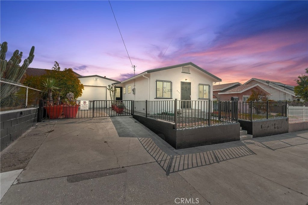 Photo of Listing #DW25058035