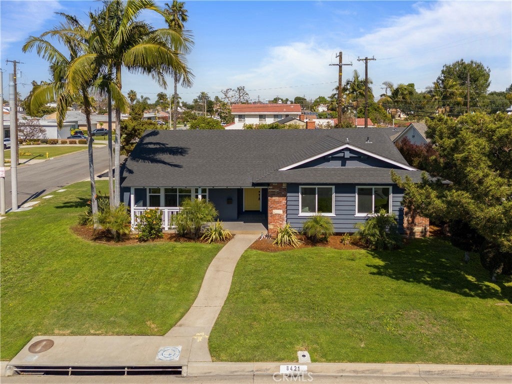 Photo of Listing #DW25057396