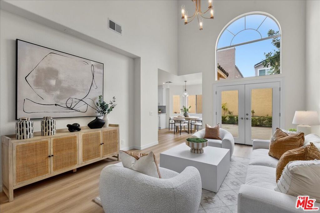 Photo of Listing #25511167