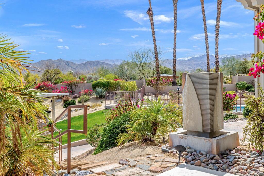 48942 Canyon Crest Lane, Palm Desert