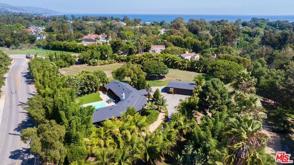 Photo of Listing #25512601