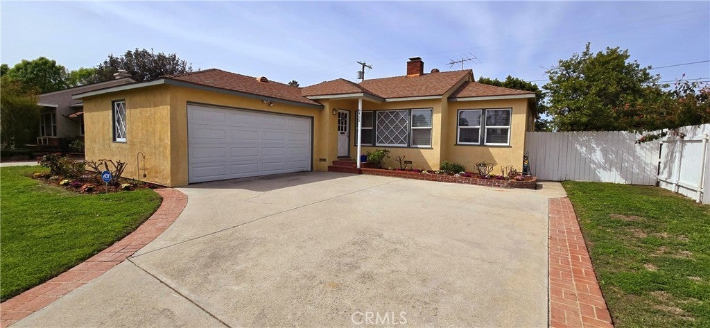 Photo of Listing #SR25060484