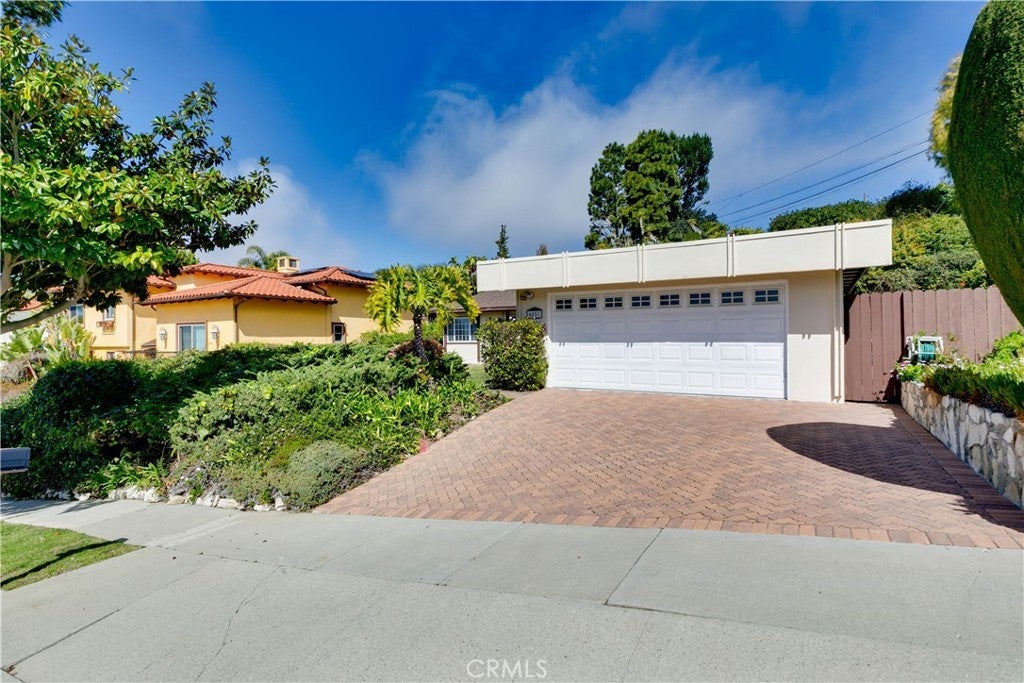 Photo of Listing #WS25024992