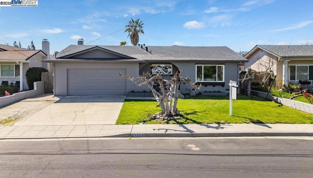 Photo of Listing #41090052